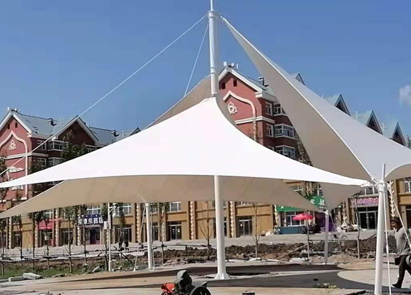 張拉膜結構遮陽棚廠家,艮一膜結構棚業提供物美價廉的戶外遮陽解決方案! 張拉膜結構遮陽棚廠家,艮一膜結構棚業提供物美價廉的戶外遮陽解決方案!
