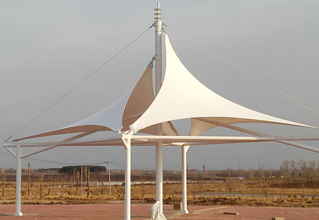 內(nèi)蒙古張拉膜的加工制作：工藝與創(chuàng)新